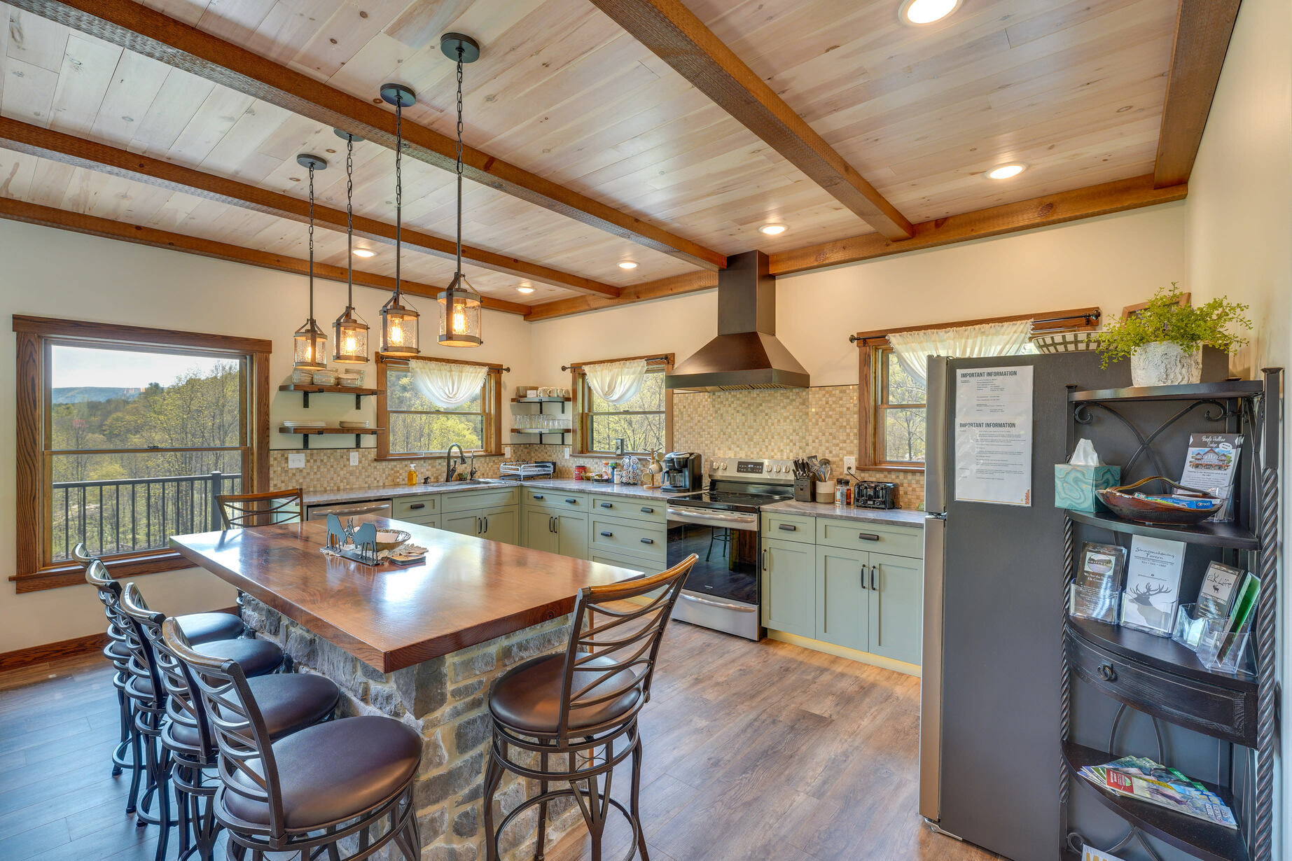 Gallery Bugle Hollow Lodge